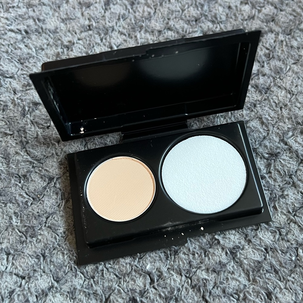 NEW MAC Studio Fix Powder Plus Foundation in NC30 *Mini Size*
